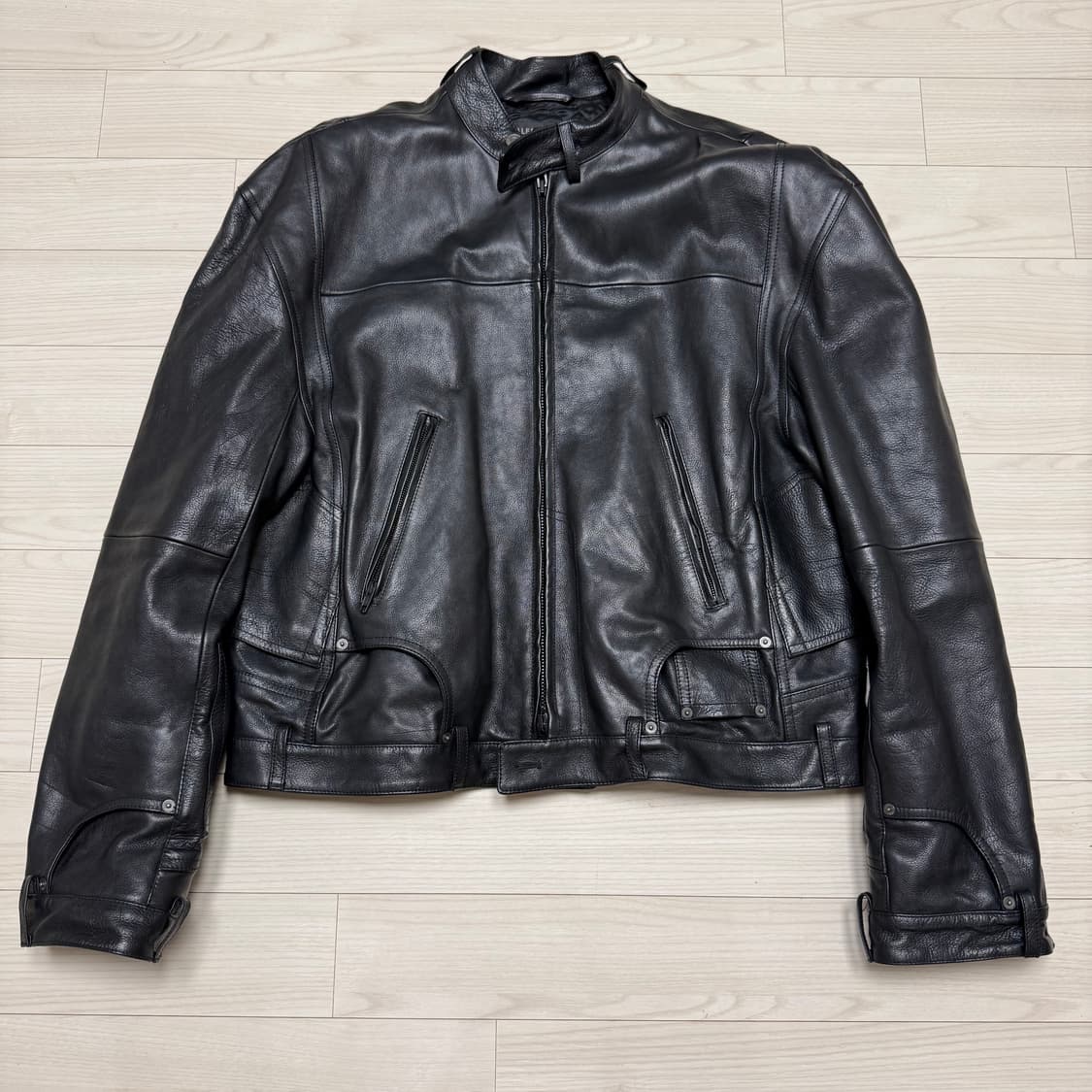 발렌시아가 디컨스트럭티드 레더 자켓 2 상품이미지1