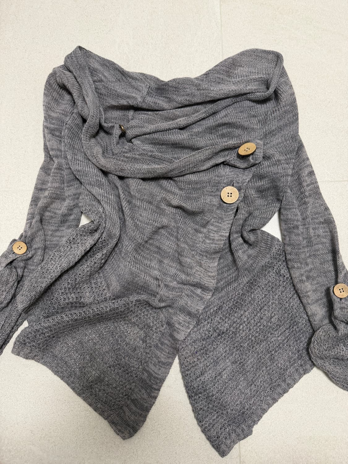 button drape off shoulder 사선 오프숄더 상품이미지5