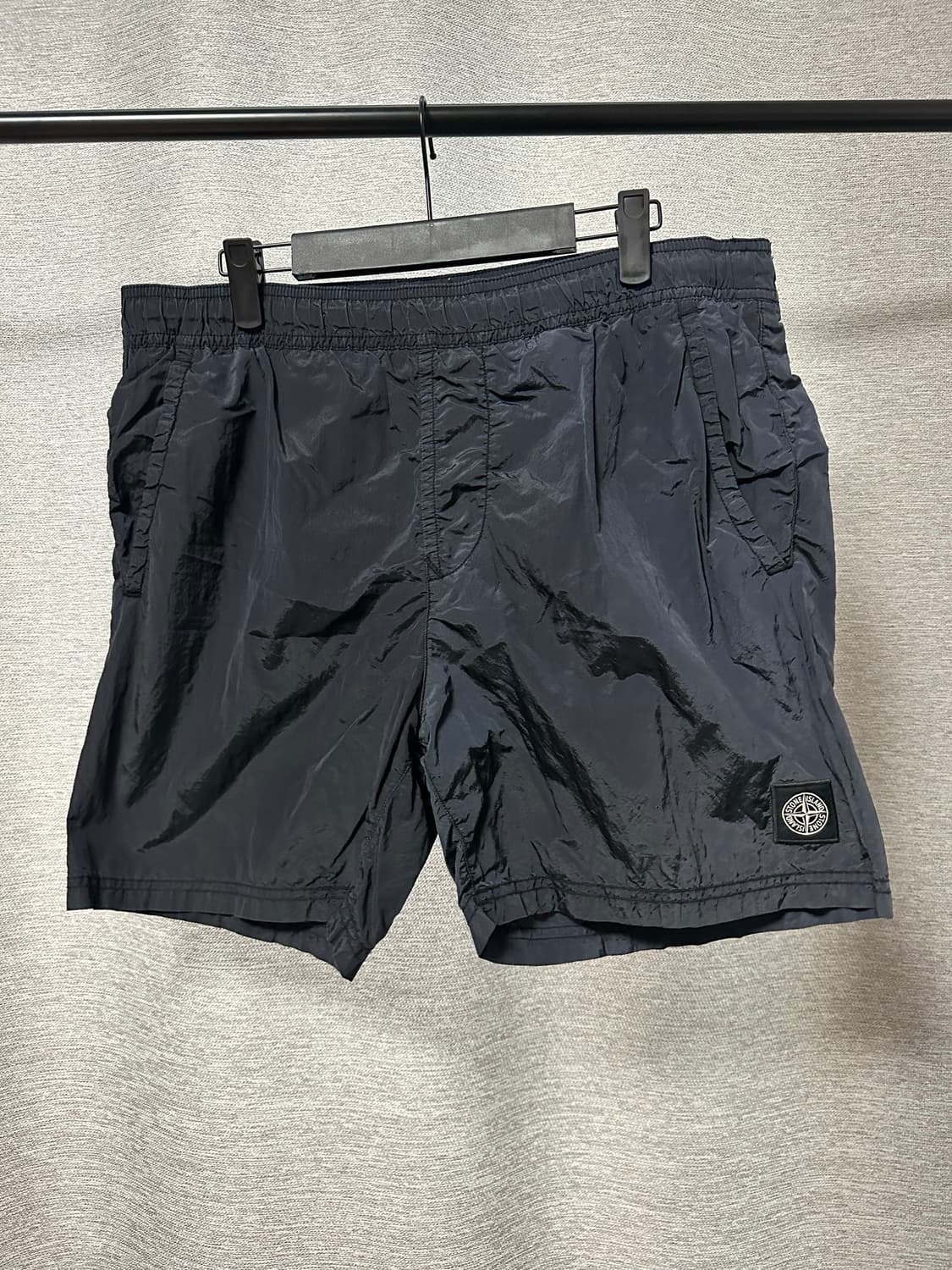 스톤아일랜드 나일론 숏팬츠 네이비 (M) 상품이미지1