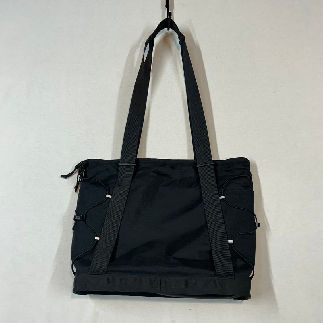 노스페이스 블랙 숄더백 토트백 상품이미지6