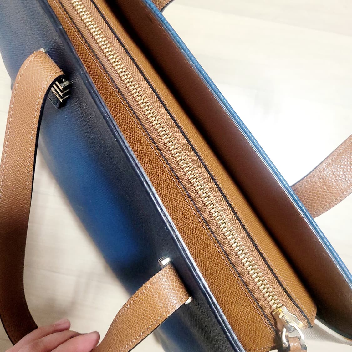 ETRO 에트로 소가죽 토트백 (구매가85만) 상태좋음 상품이미지3