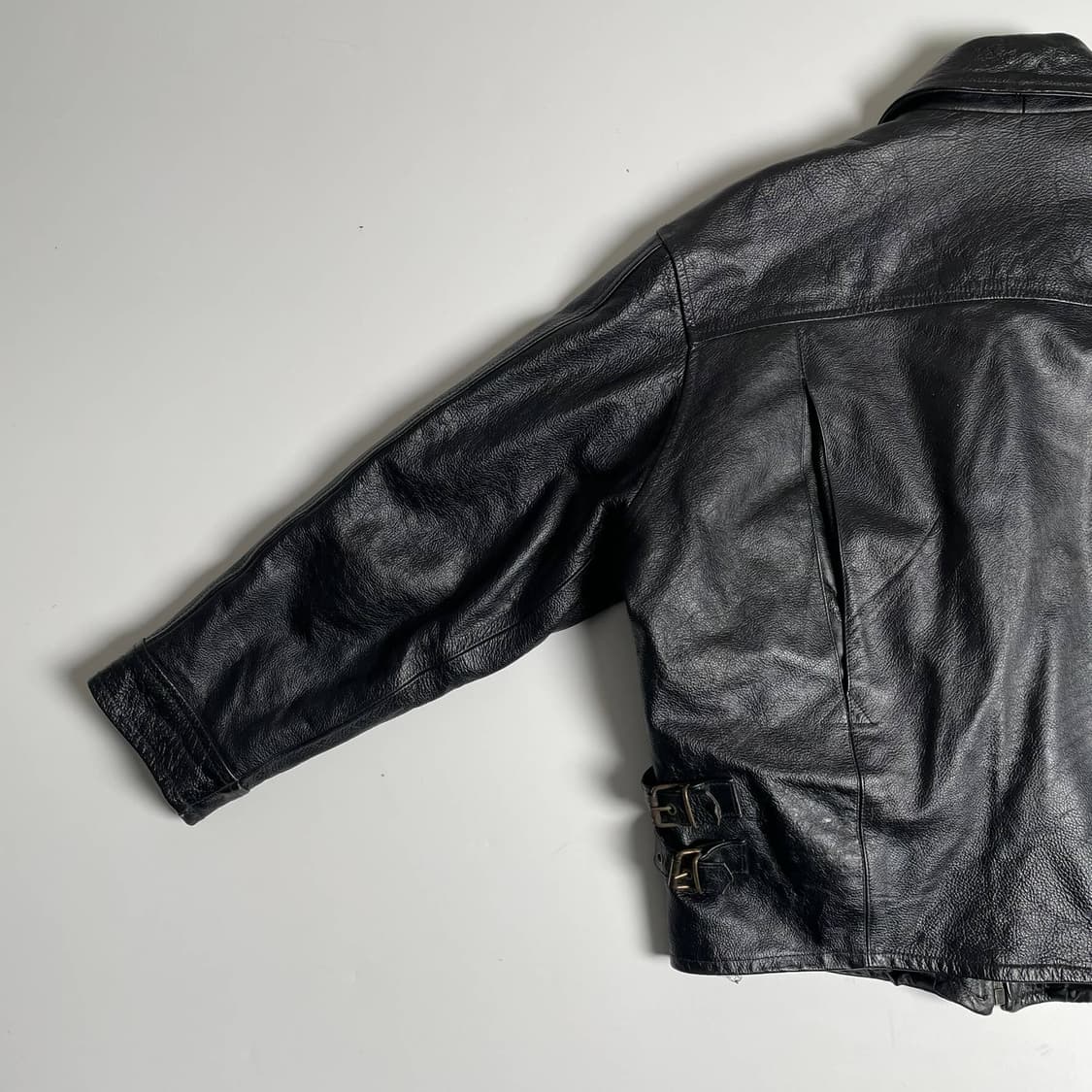 90's vera pelle 백 액션 플리츠 카우레더 봄버 (italy) 상품이미지7