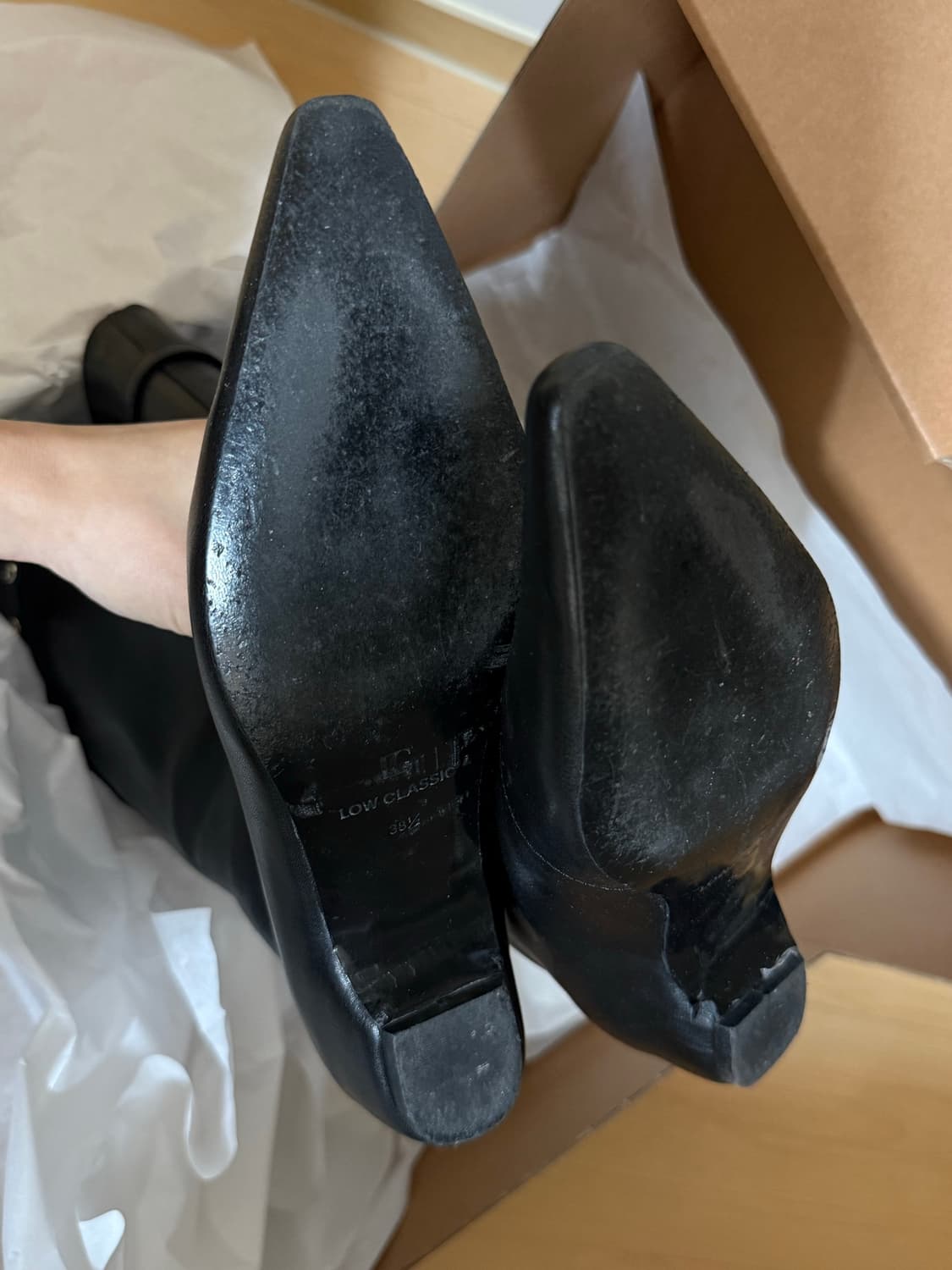 Low Classic Back-Zipped Middle Boots 상품이미지9