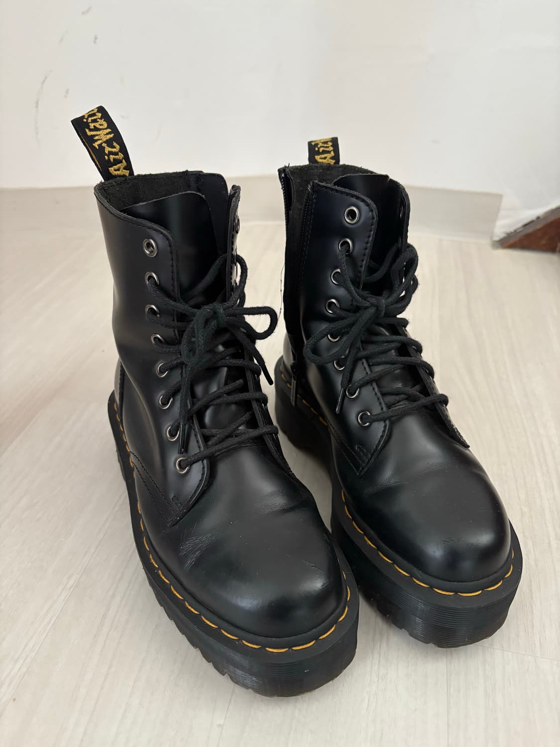 닥터마틴 제이든230 상품이미지1