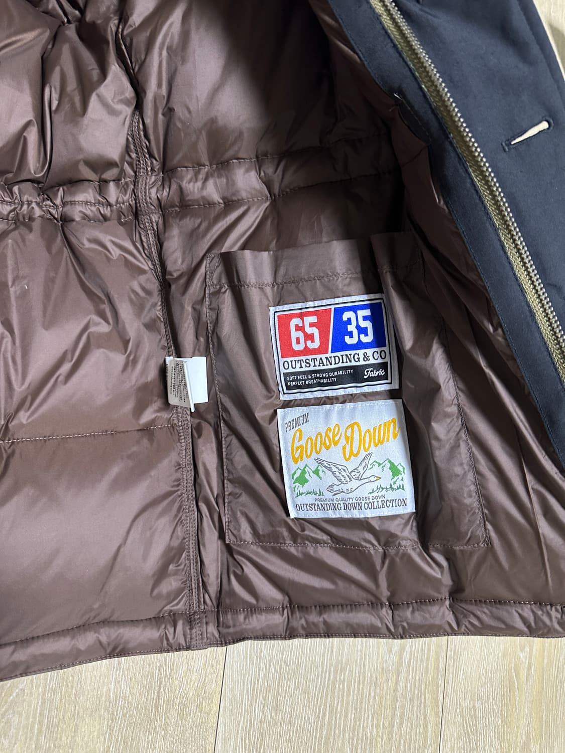 아웃스탠딩 카라코람 구스다운 / 새제품 상품이미지9