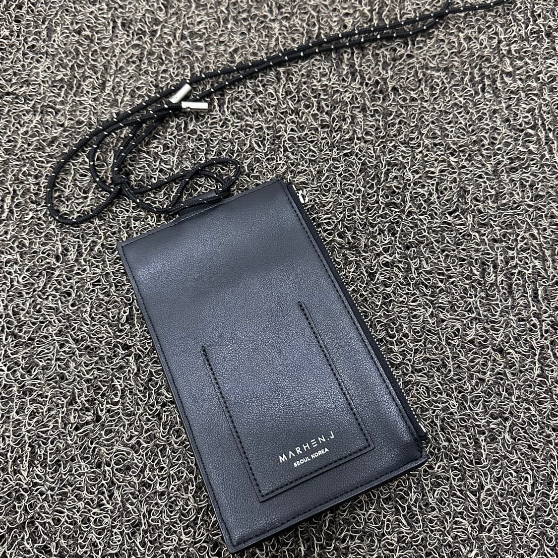 마르헨제이 롤리백 핸드폰 가방 블랙 상품이미지3