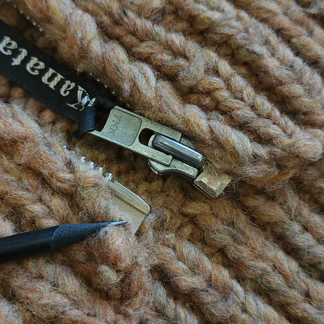 카나타 코위찬 헤비울 스웨터 니트 베스트 카나타 베스트 사슴 상품이미지9