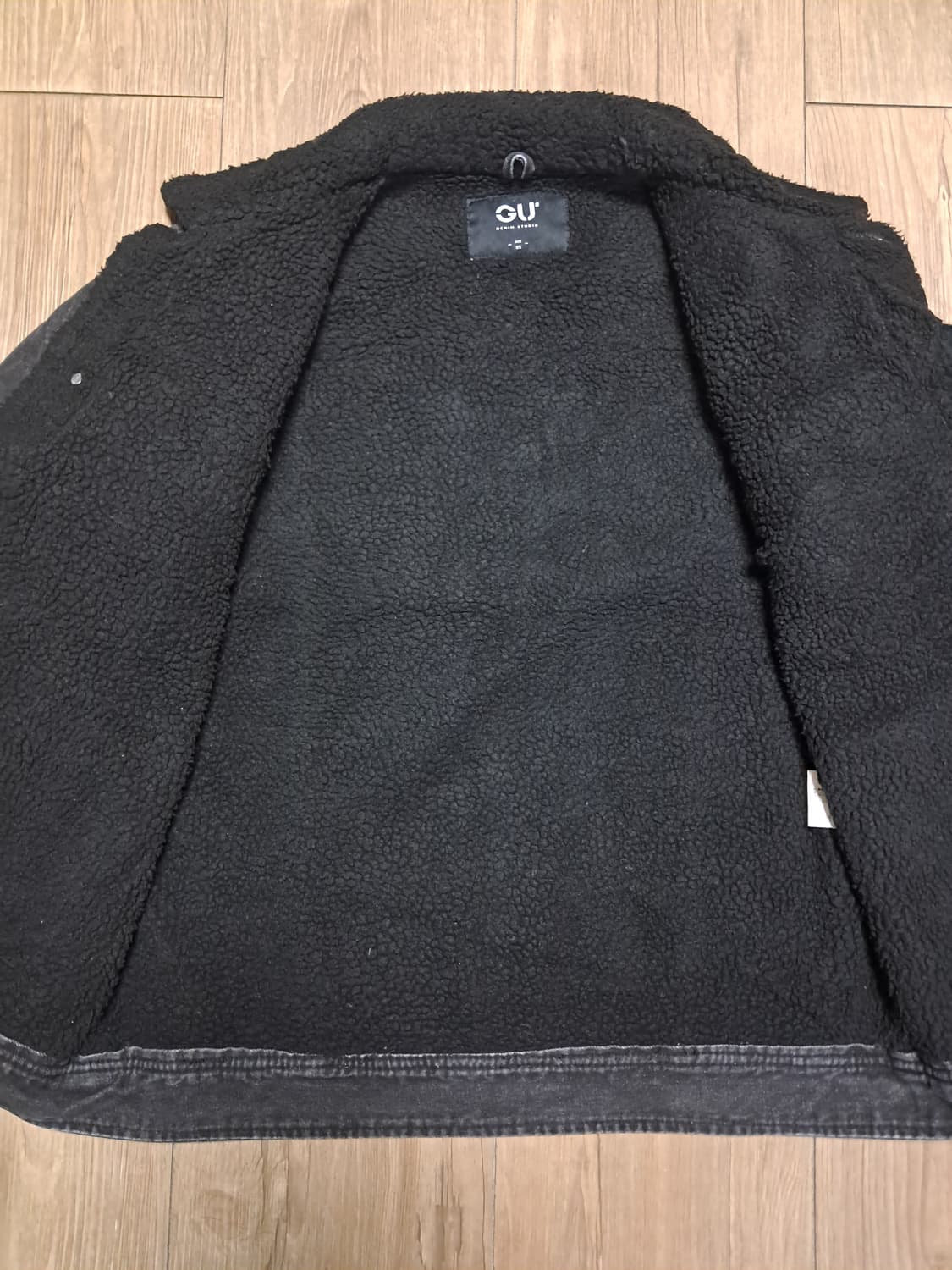 GU 여성 보아털 흑청 자켓 95 상품이미지7
