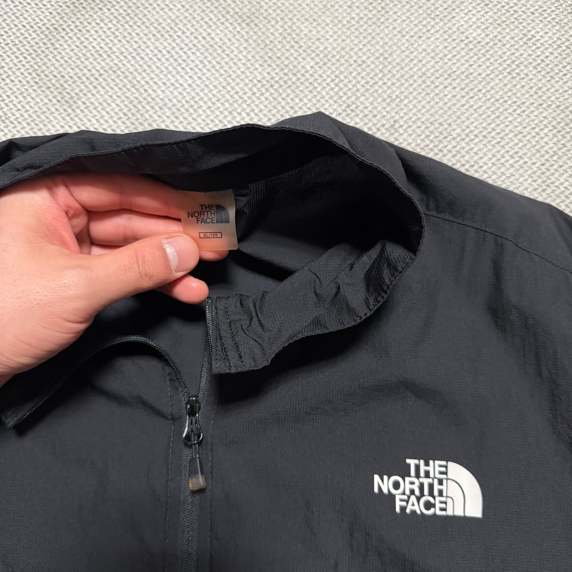 노스페이스 경량 바람막이 자켓 상품이미지2