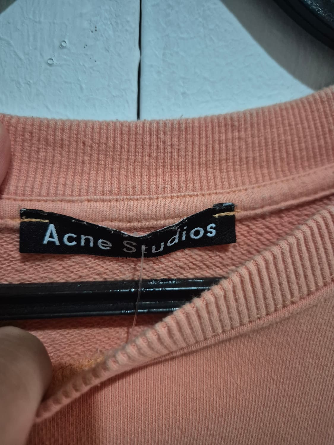 아크네 스튜디오 맨투맨 상품이미지2