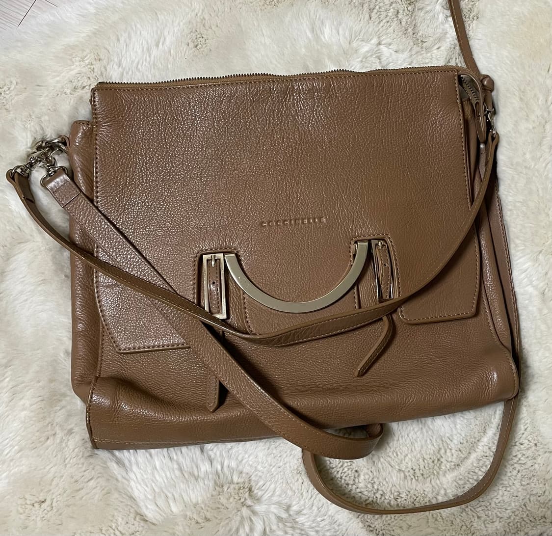 코치넬리 가죽 토트백 상품이미지1