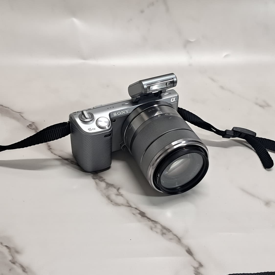 소니 NEX-5N 미러리스 /18-55mm 렌즈 상품이미지1