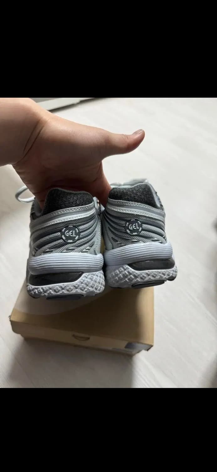 아식스 젤 키리오스255사이즈 상품이미지2