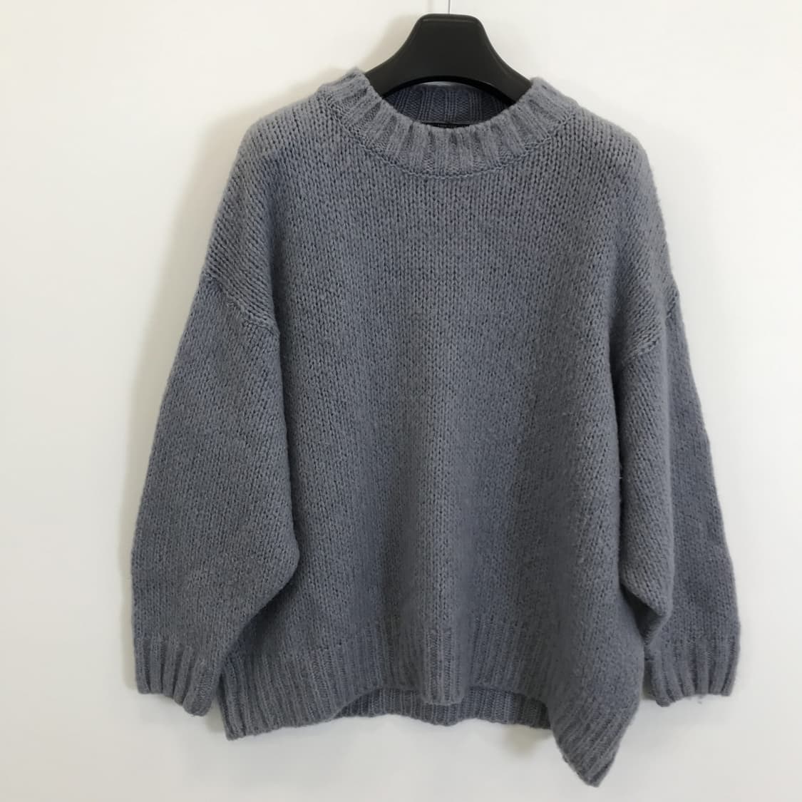 룩캐스트 LOOKAST 오버사이즈핏 니트 [OS] 상품이미지1