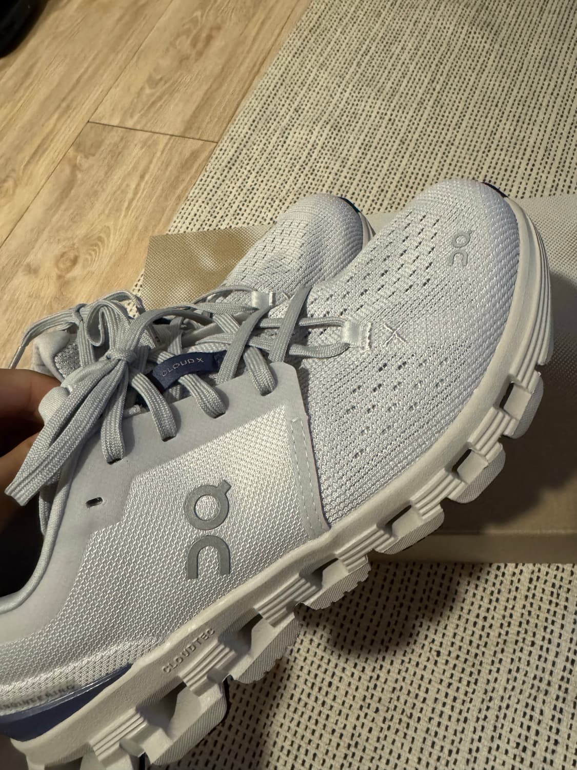 온러닝 클라우드x4  상품이미지3