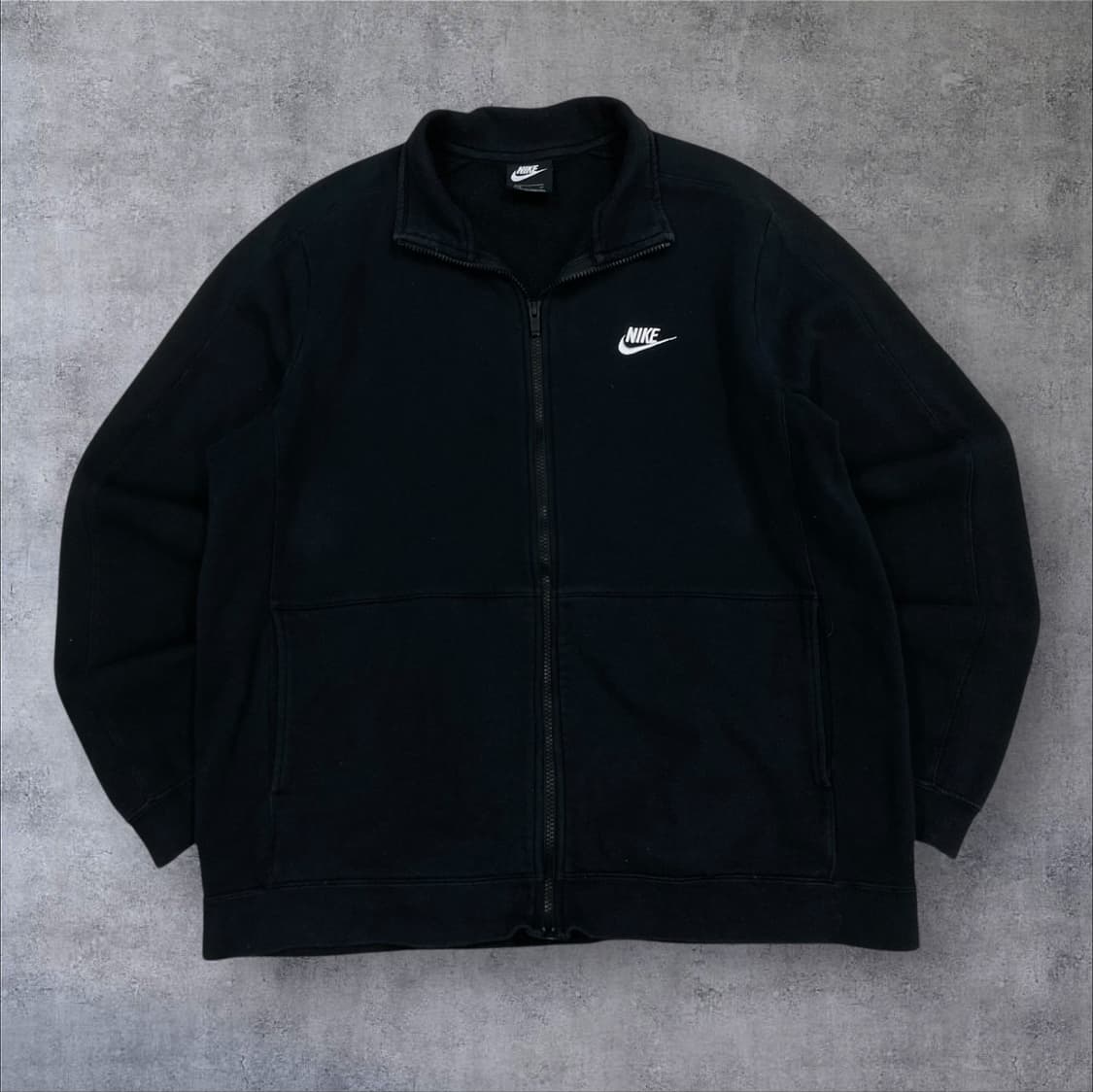 나이키 블랙 컬러 퓨추라 스몰 로고 코튼 집업 상품이미지1