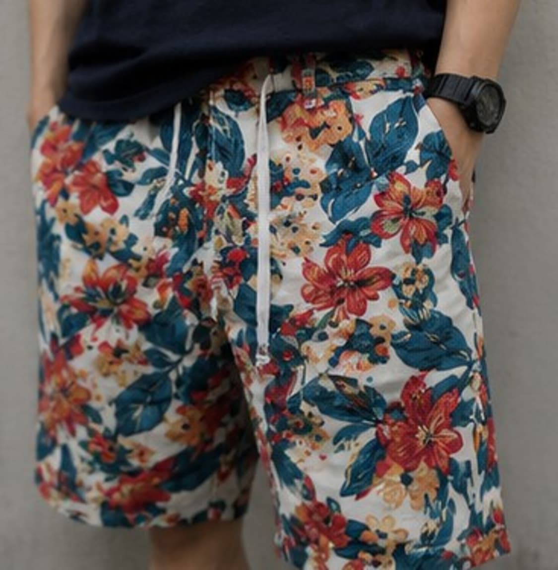 BEAMS Floral Pattern Bermuda Shorts 상품이미지3