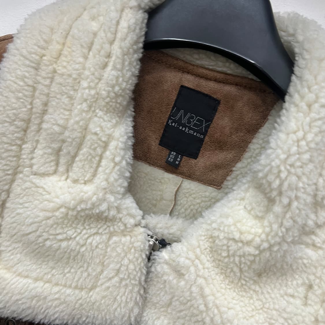 카이아크만 공용 벨티드 넥 무스탕 베스트 조끼 L 상품이미지4