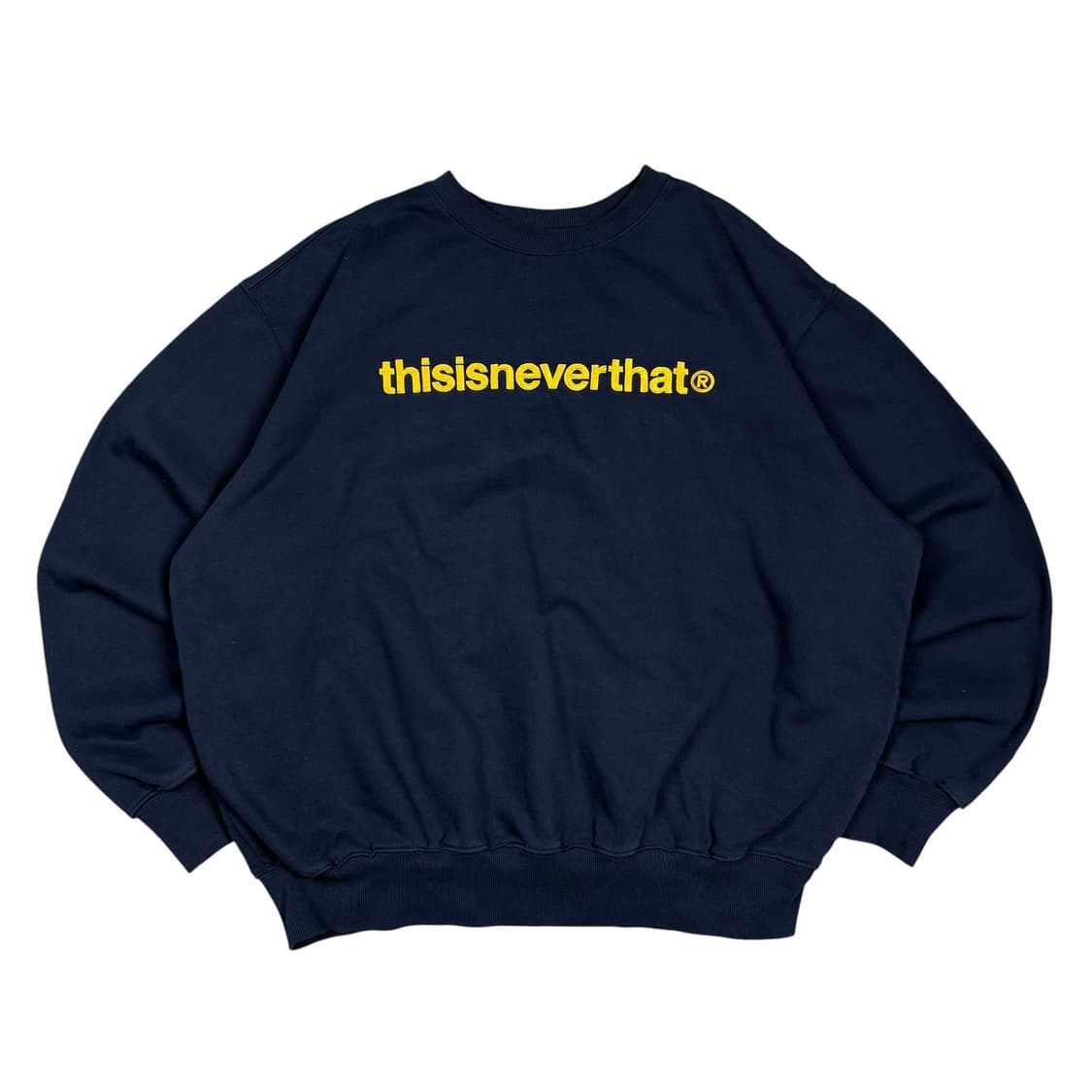 디스이즈네버댓 네이비 맨투맨 상품이미지1