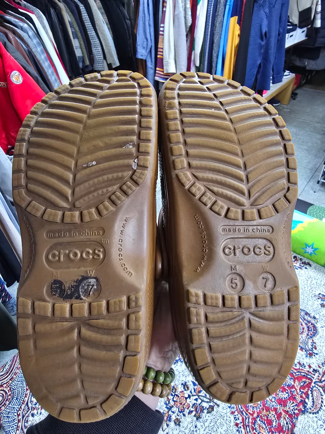 크록스 브라운 샌들 (1588) 상품이미지5