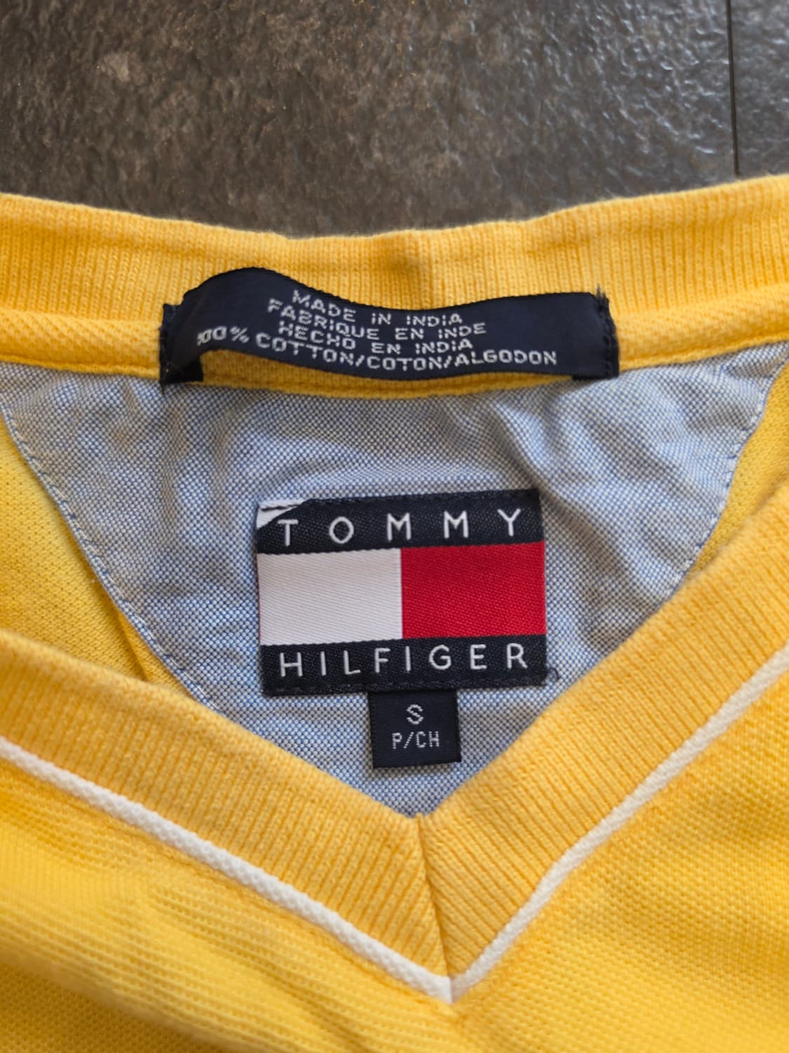 타미힐피거(Tommy Hilfiger) 브이넥 반팔 상품이미지3