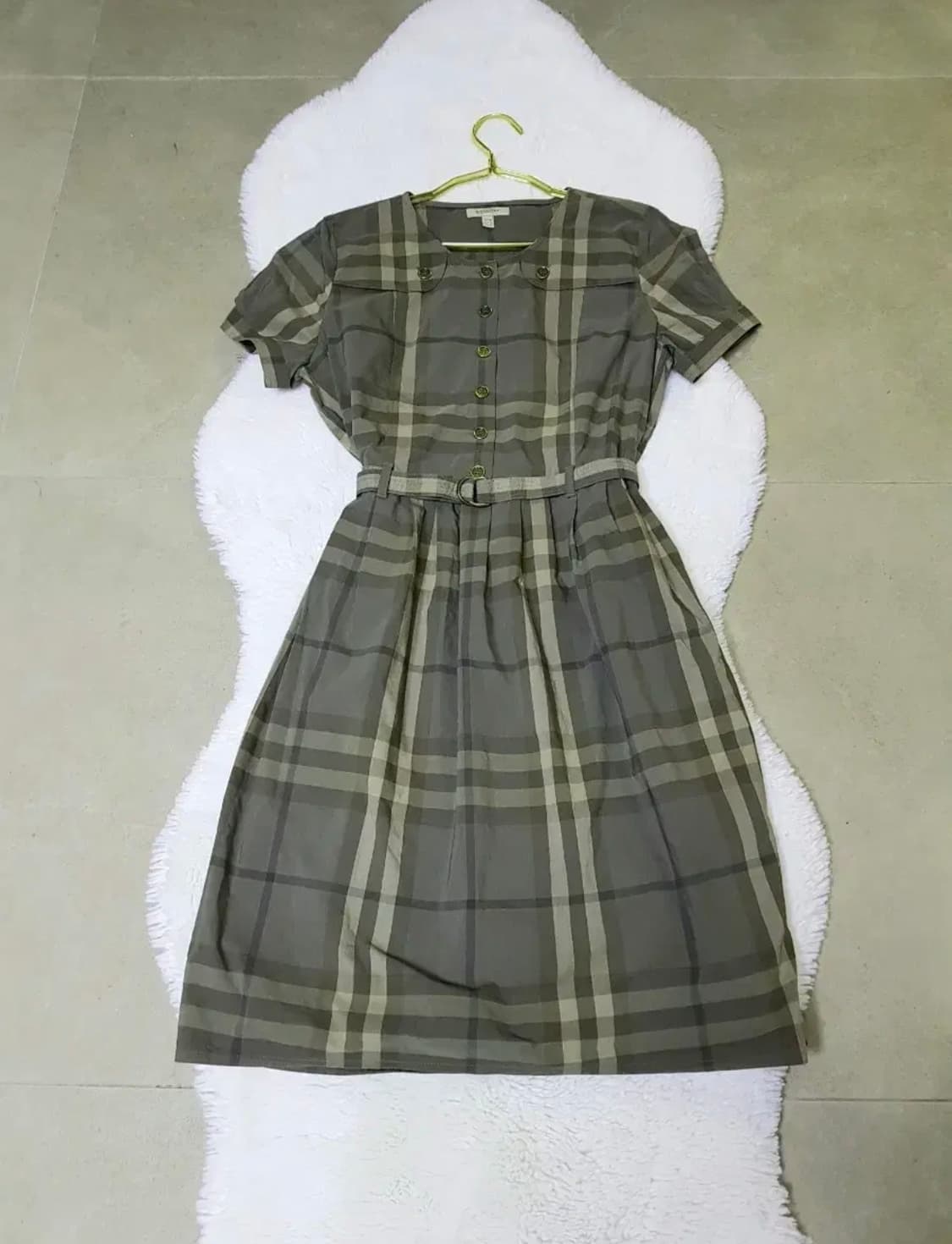 정품 버버리. 채크 원피스. 66 상품이미지1
