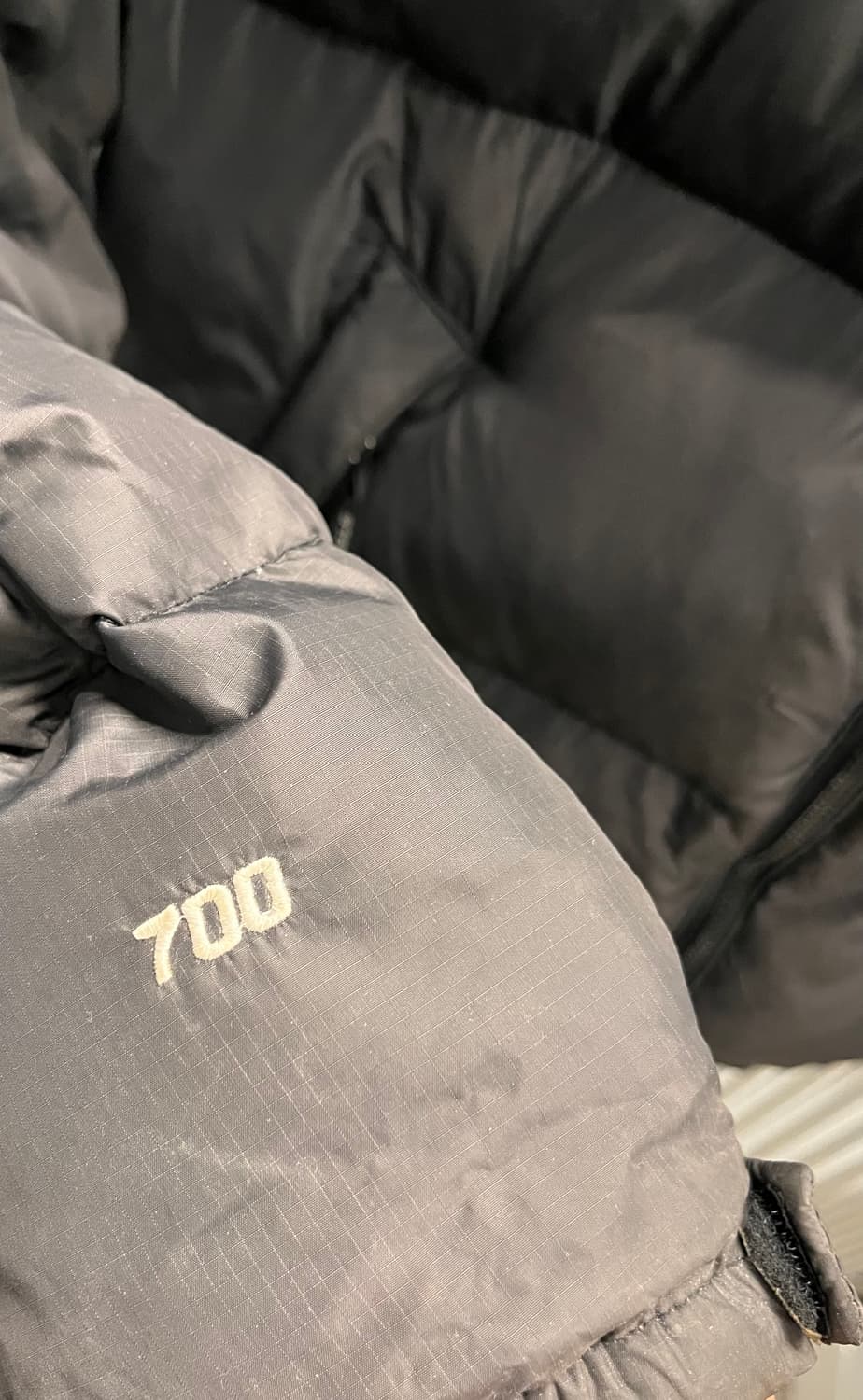 노스페이스 눕시 700 블랙 패딩 100 상품이미지3