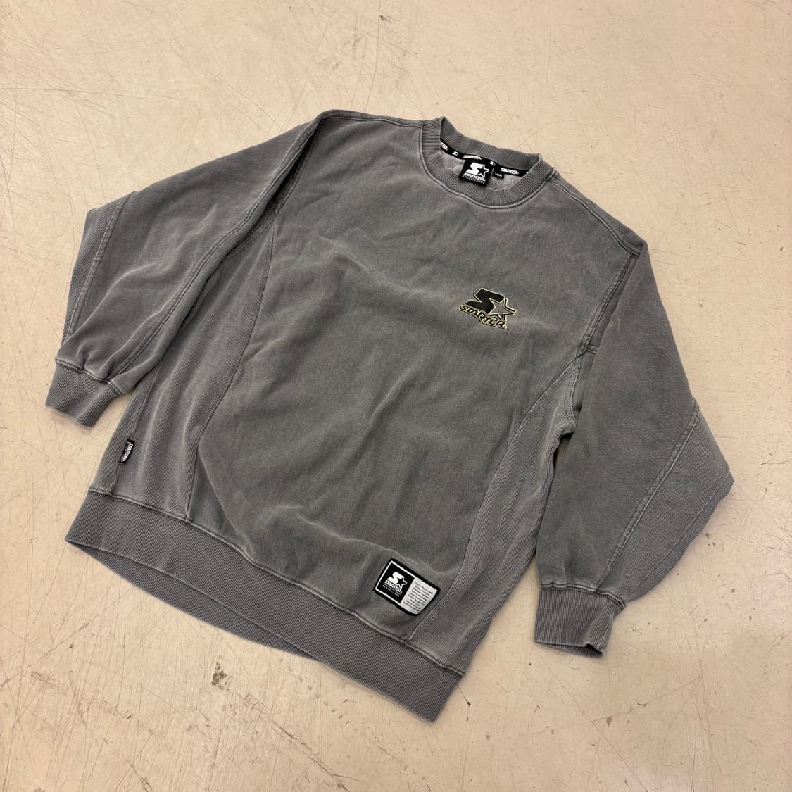 스타터 피그먼트 빅로고 맨투맨 상품이미지2