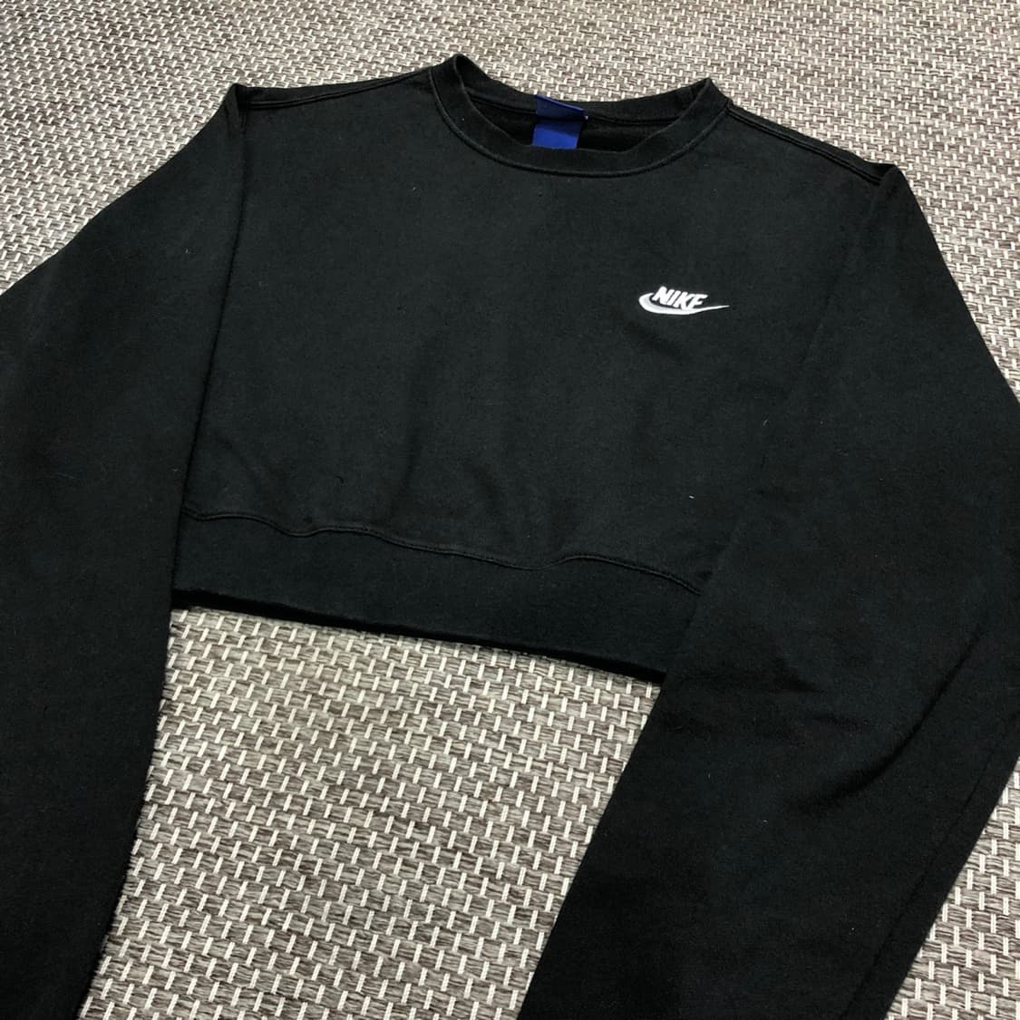 L 나이키 크롭 맨투맨 상품이미지1