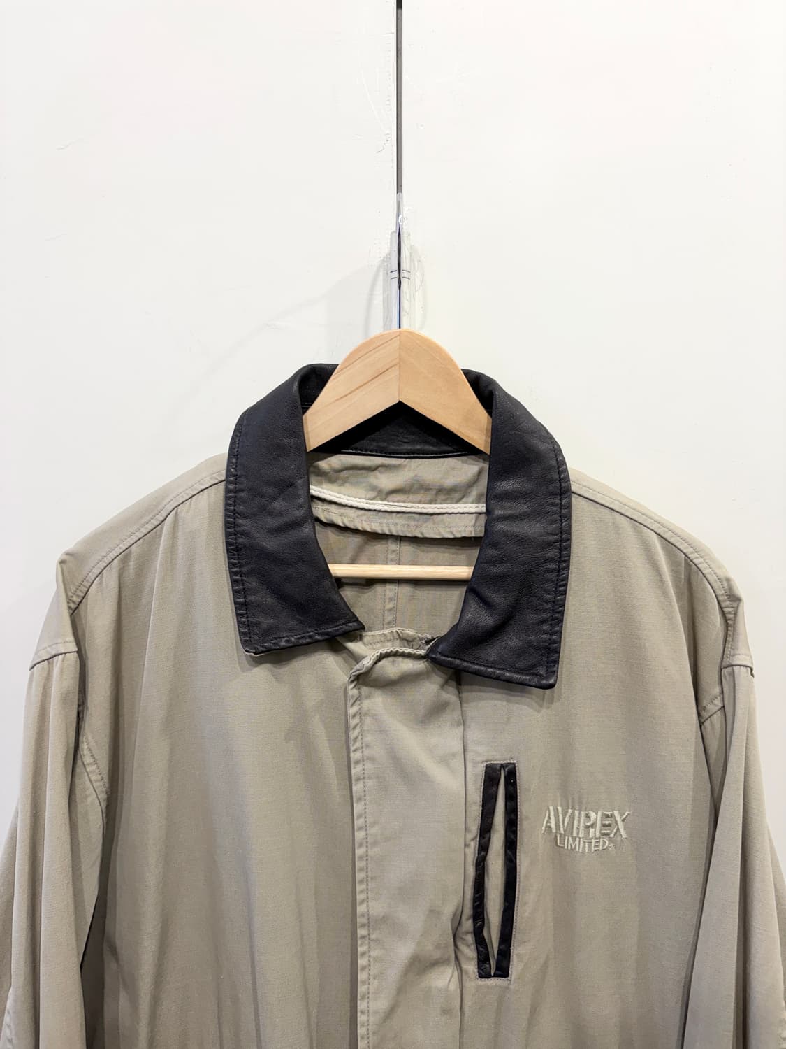 아비렉스 코튼 넥 레더 자켓 상품이미지2