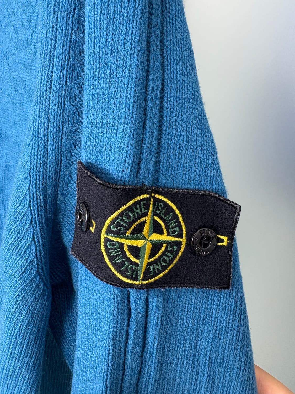 루키CK9749: 스톤 아일랜드 정품 니트 블루  상품이미지7