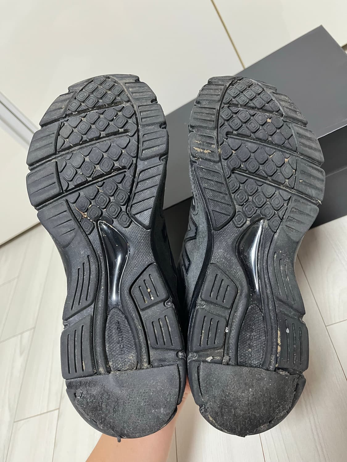 뉴발란스 자운드 990 V4 네이비 상품이미지6