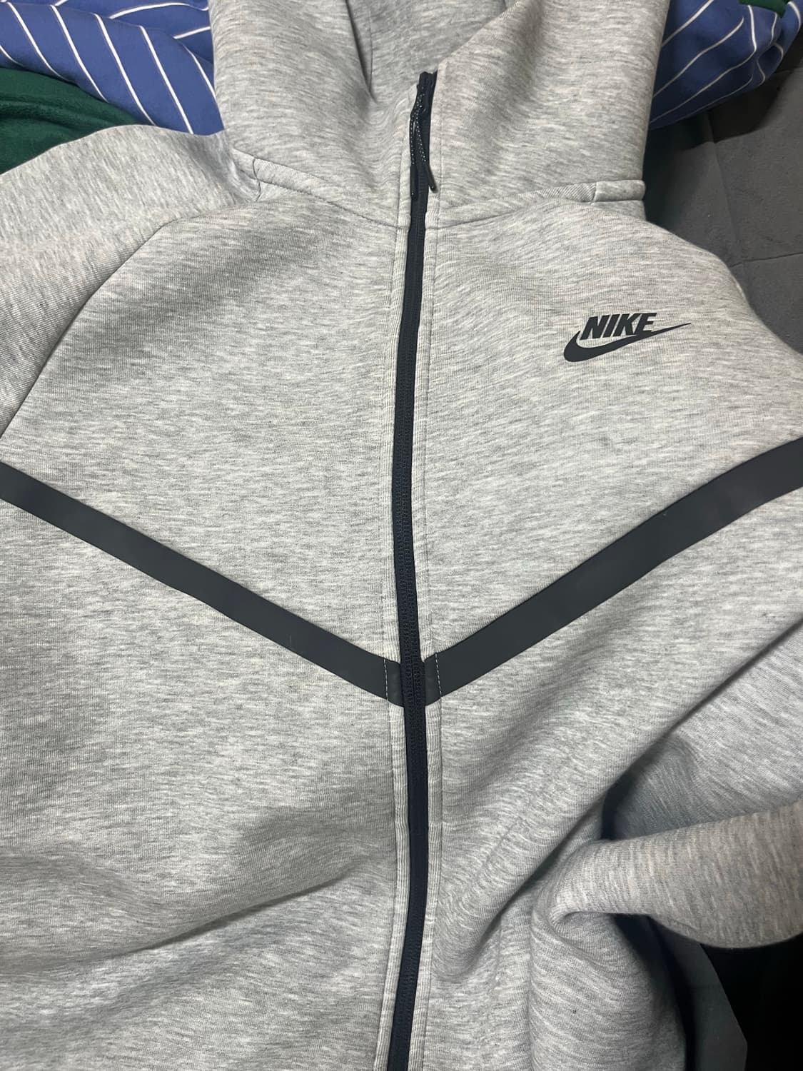 나이키 테크 그레이 상품이미지1