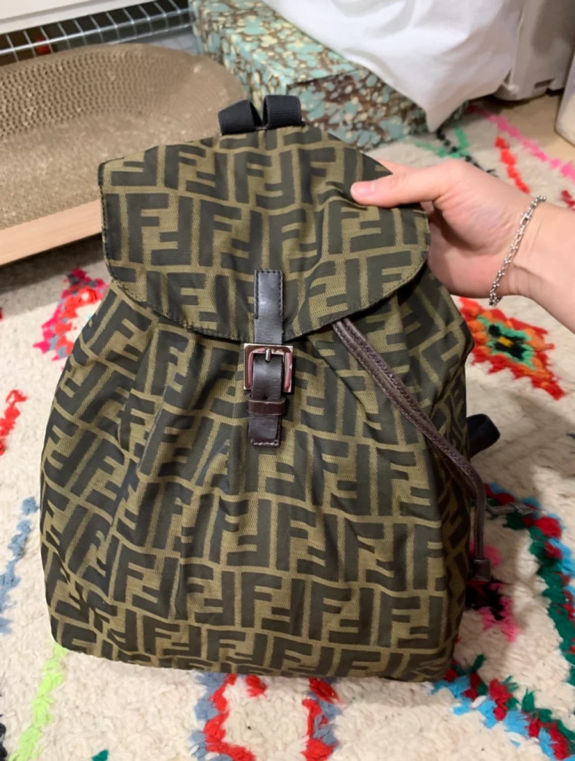 펜디 주카백 빅로고 백팩 상품이미지1