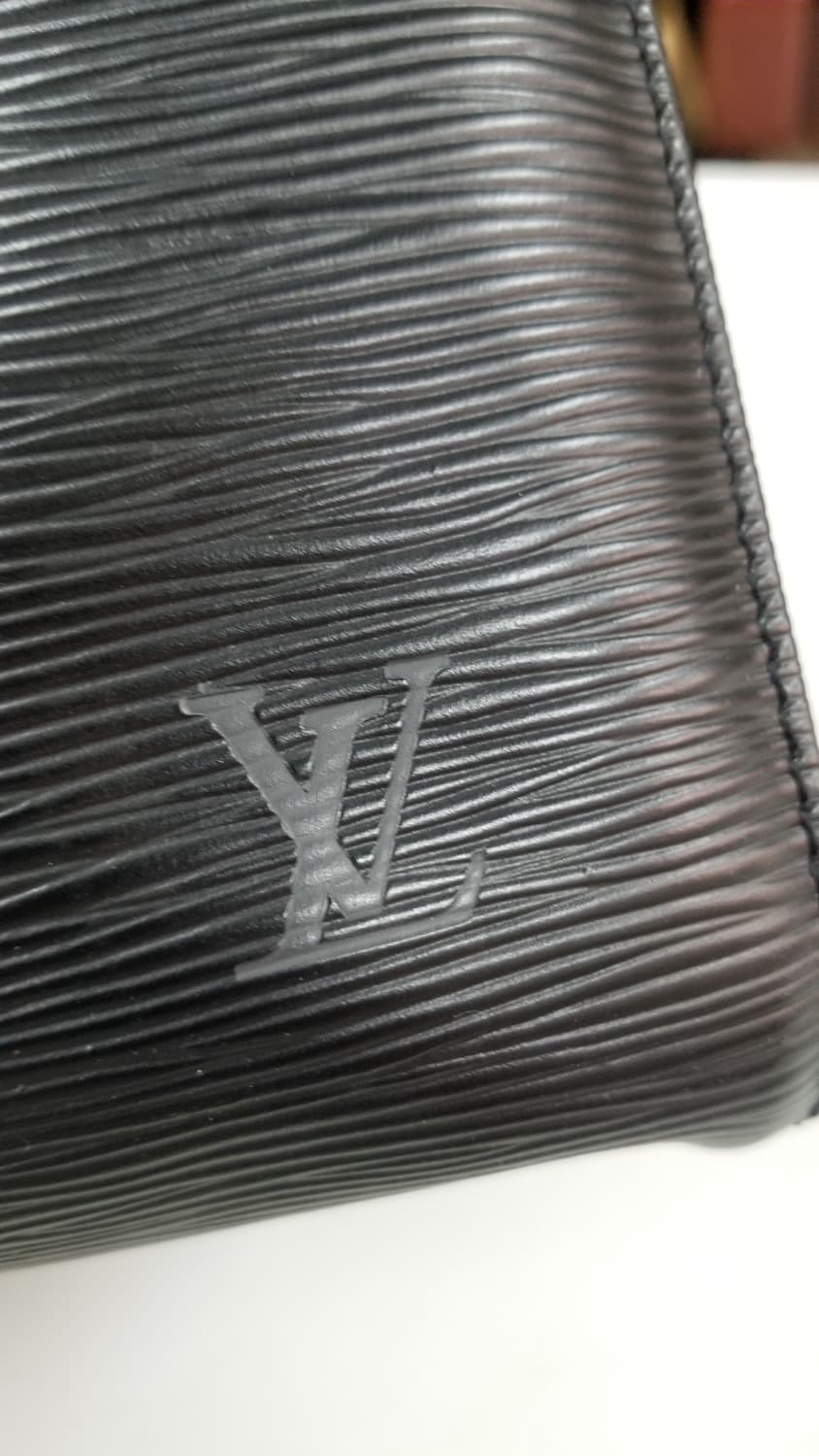 루이비통 에삐 키폴 50 상품이미지8