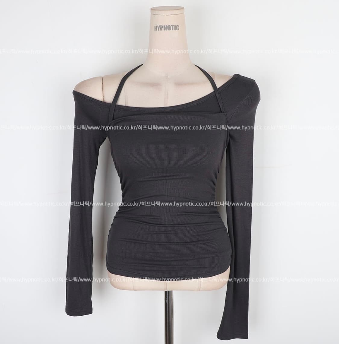 새상품) 히프나틱 홀터 나시 언발 긴팔티 세트 차콜 상품이미지10