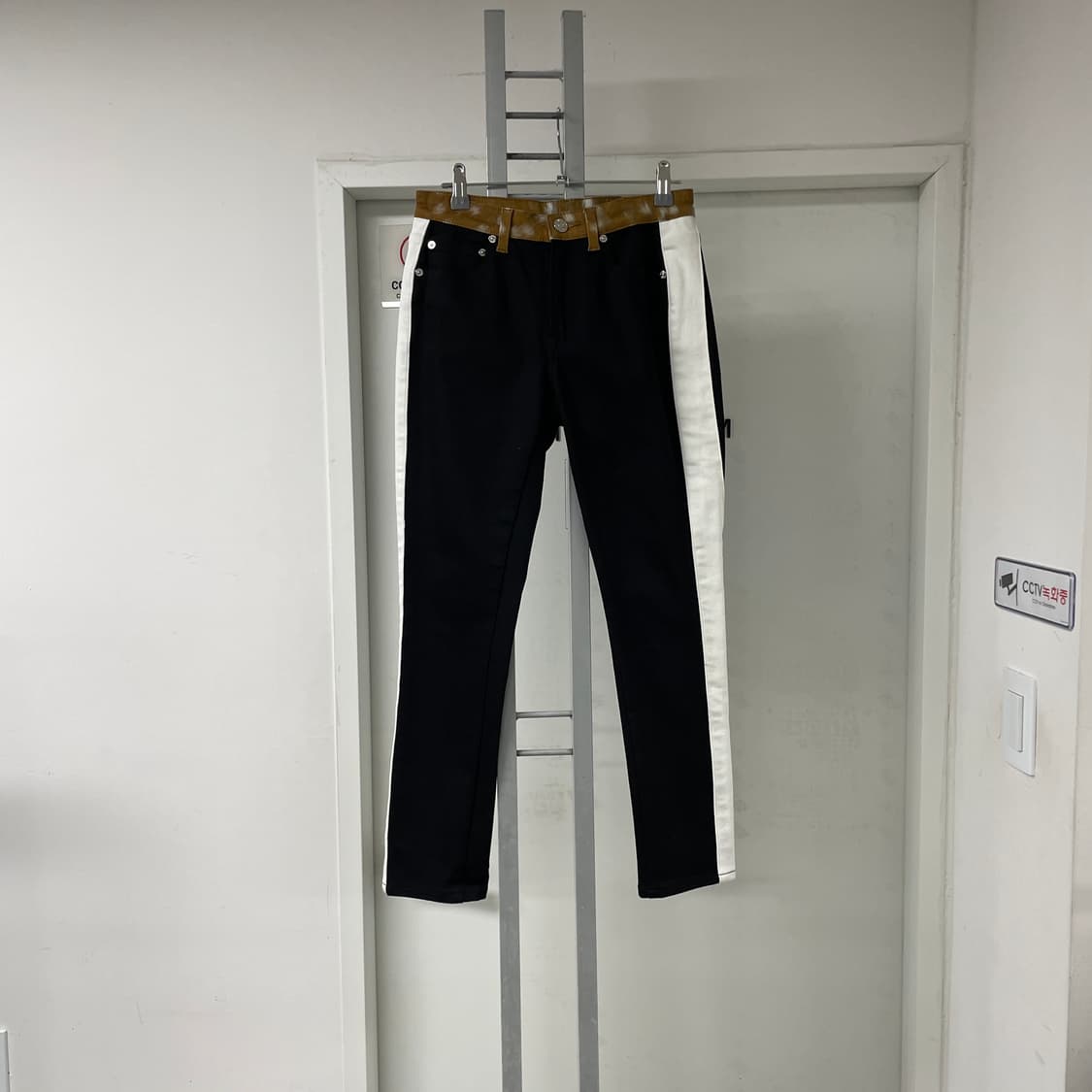 버버리 데님 팬츠 26(W) 상품이미지5