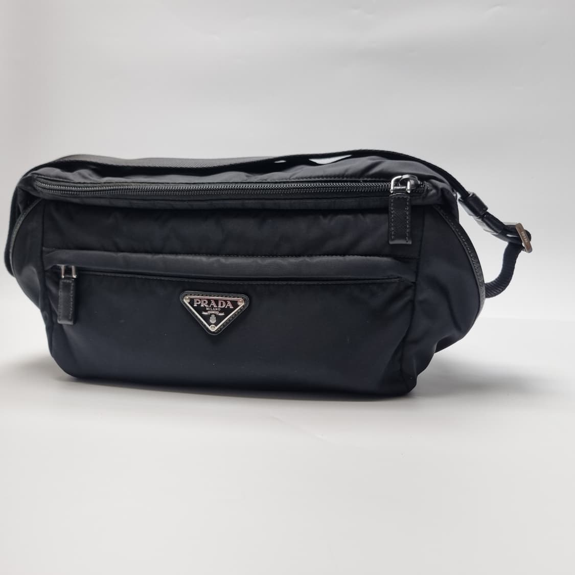 프라다 리나일론 바이커백 미듐 바디백 벨트백 (남여공용, 2VH994) 상품이미지2