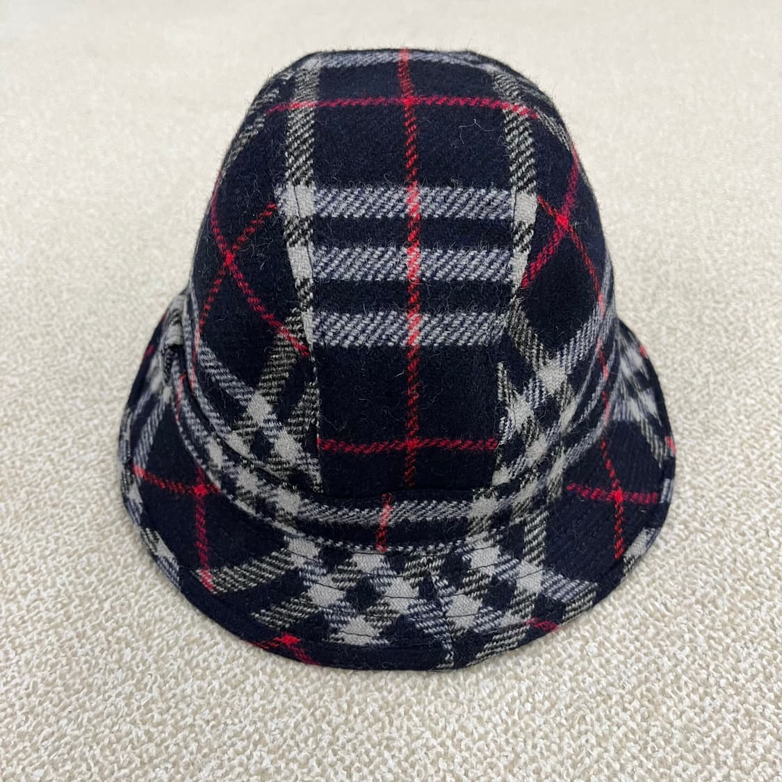 55 버버리 노바체크 페도라 버킷햇 0202M2 상품이미지3