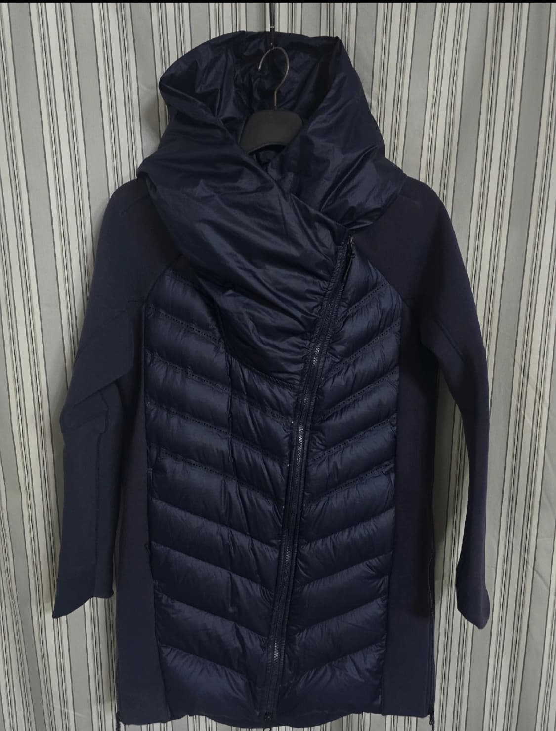 (S) 나이키 에어로로프트 여성 구스다운 파카 804976-423 상품이미지2