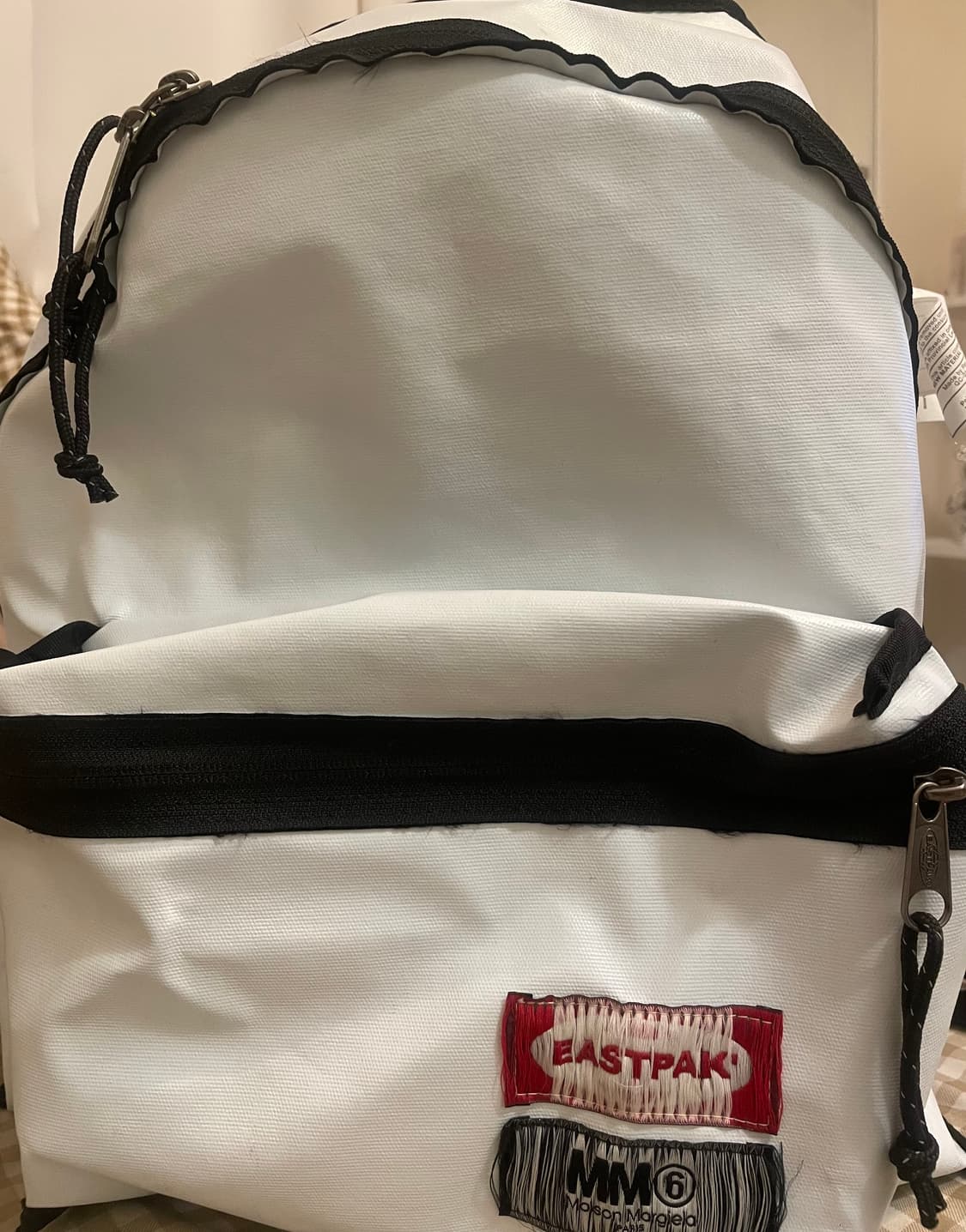 메종마르지엘라 MM6 이스트팩 블랙 화이트 상품이미지3