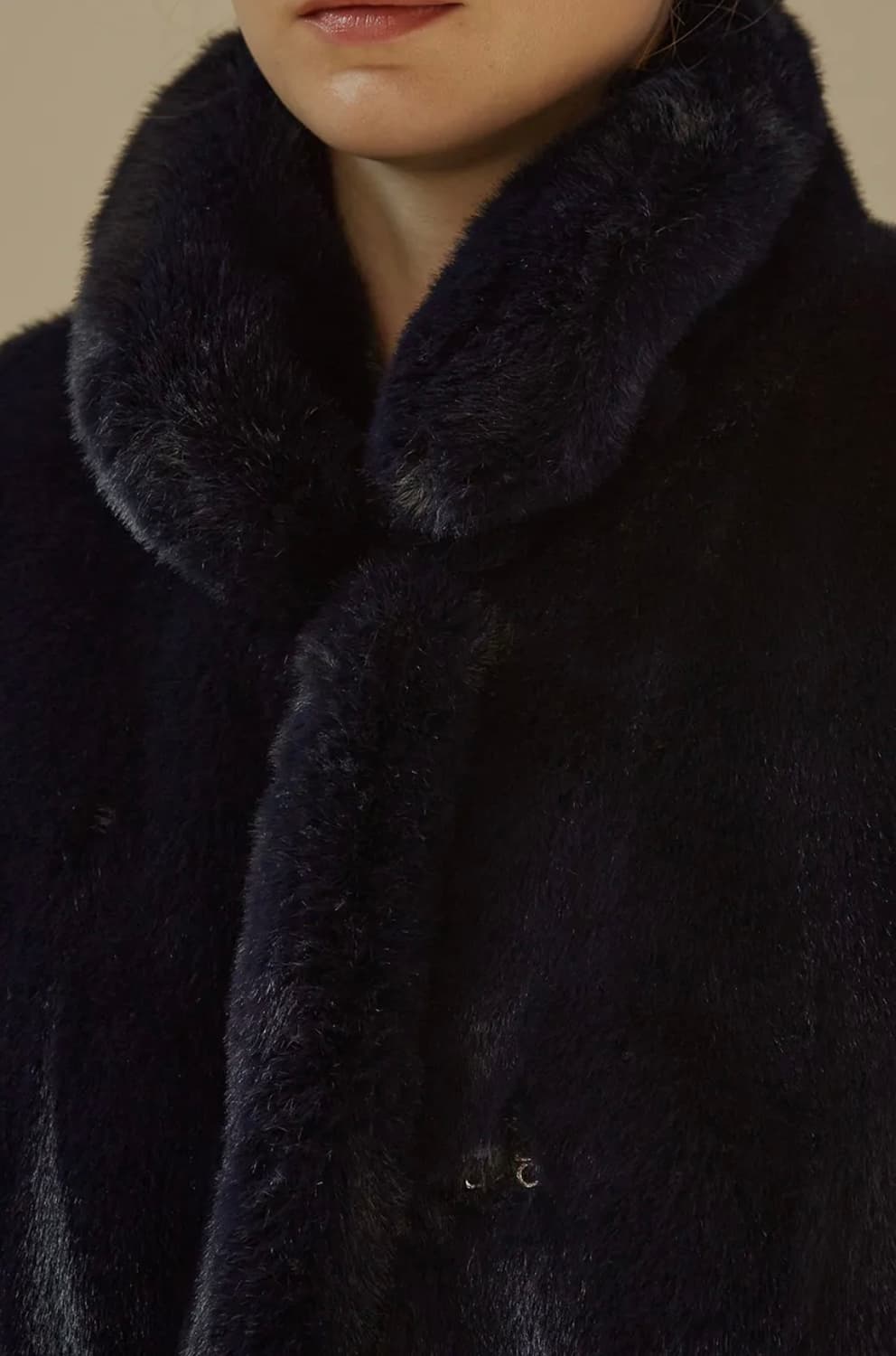 망고매니플리즈 mink fur half jacket navy 퍼자켓 상품이미지2