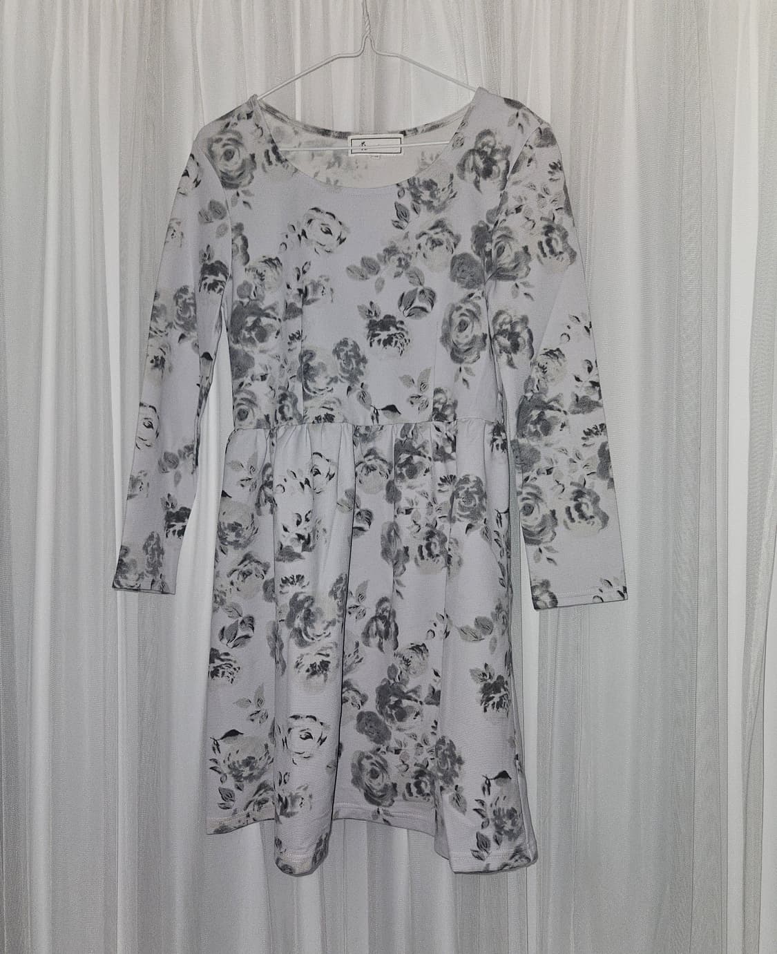 rope picnic 로즈 화이트 패턴 원피스 니혼진 공겜여주 히메갸루 상품이미지1