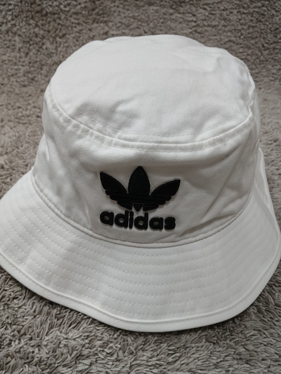 아디다스 화이트 버킷햇 OSFM 새제품 상품이미지2