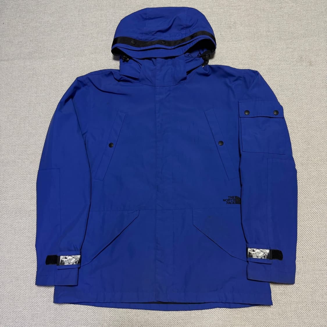 노스페이스 화이트라벨 사이드로고 바람막이 상품이미지1