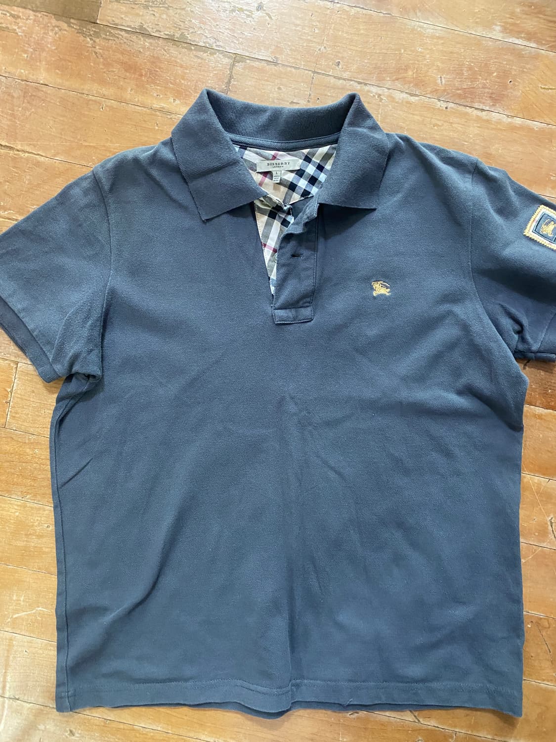 버버리 런던 그레이 폴로티셔츠 L사이즈 (100) 상품이미지1