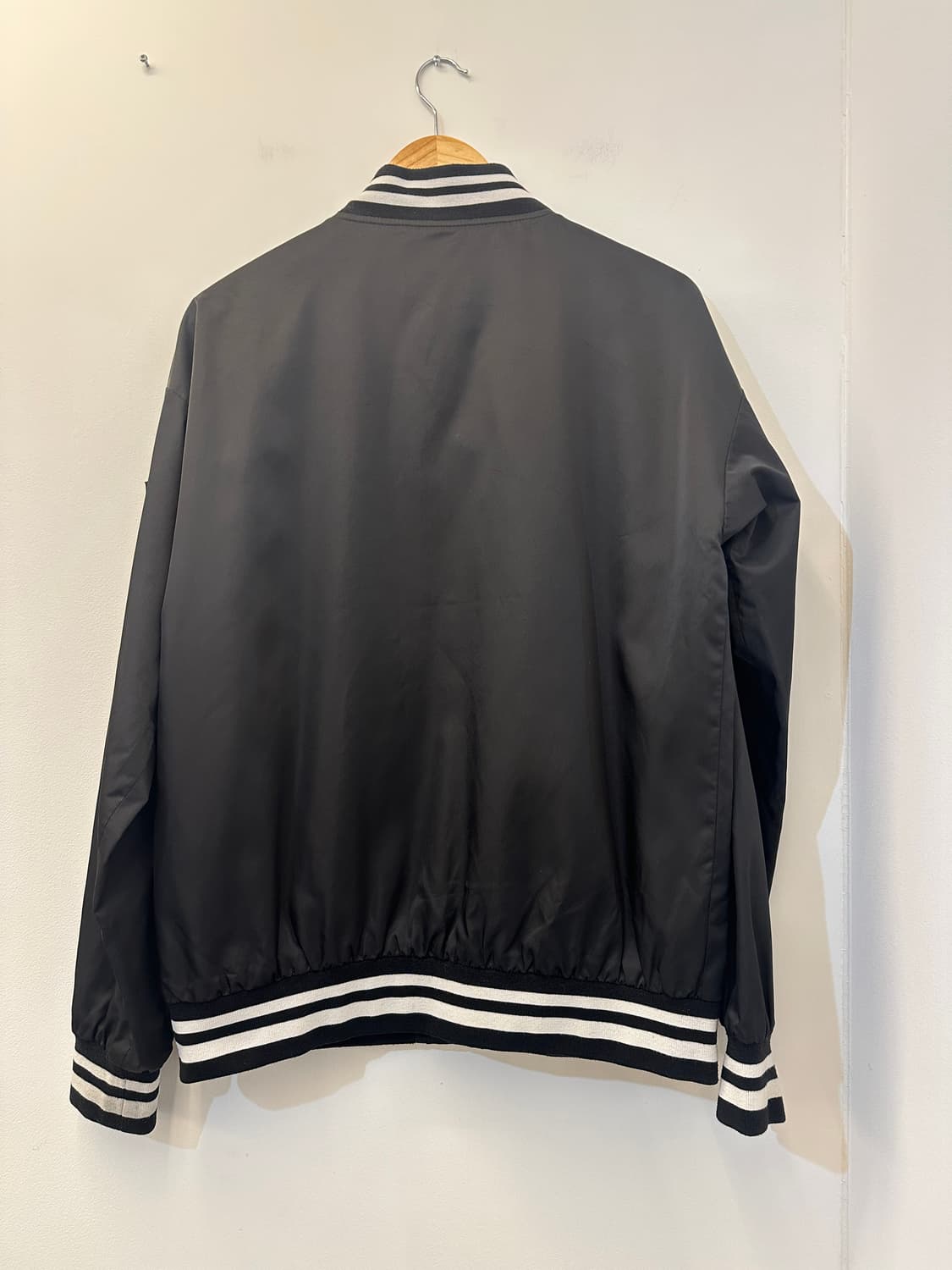 M) NBA 블랙 봄버 자켓 상품이미지2