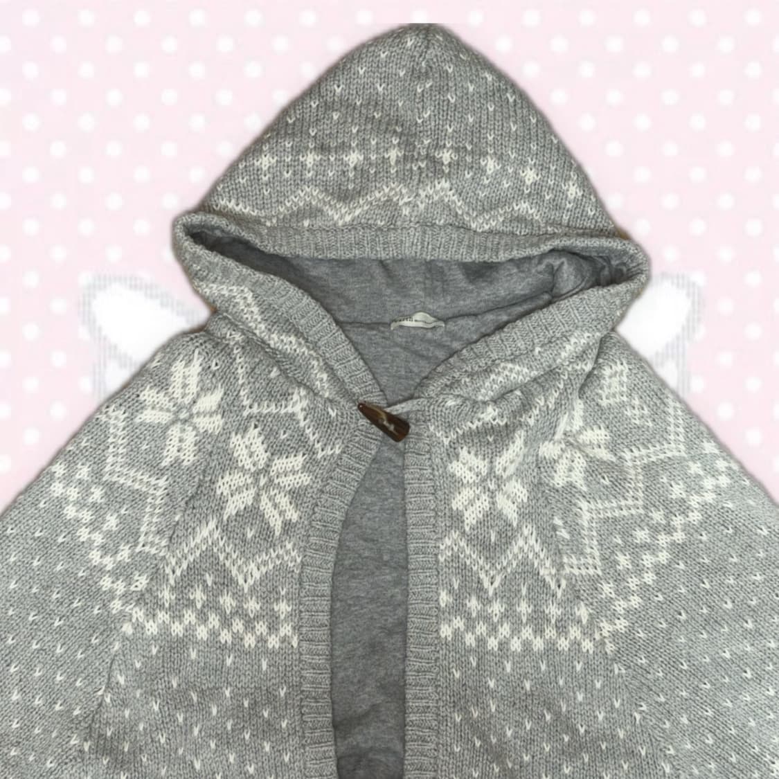 어스뮤직 그레이 노르딕 눈꽃 패턴 니트 후드 케이프 아우터 상품이미지2