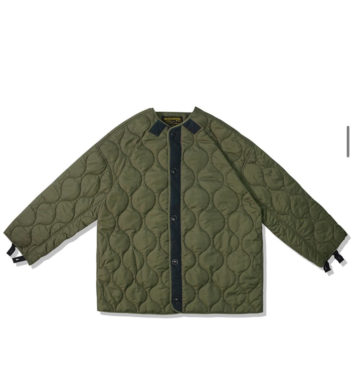 아웃스탠딩 피쉬테일 퀄팅 야상 자켓입니다. 상품이미지3