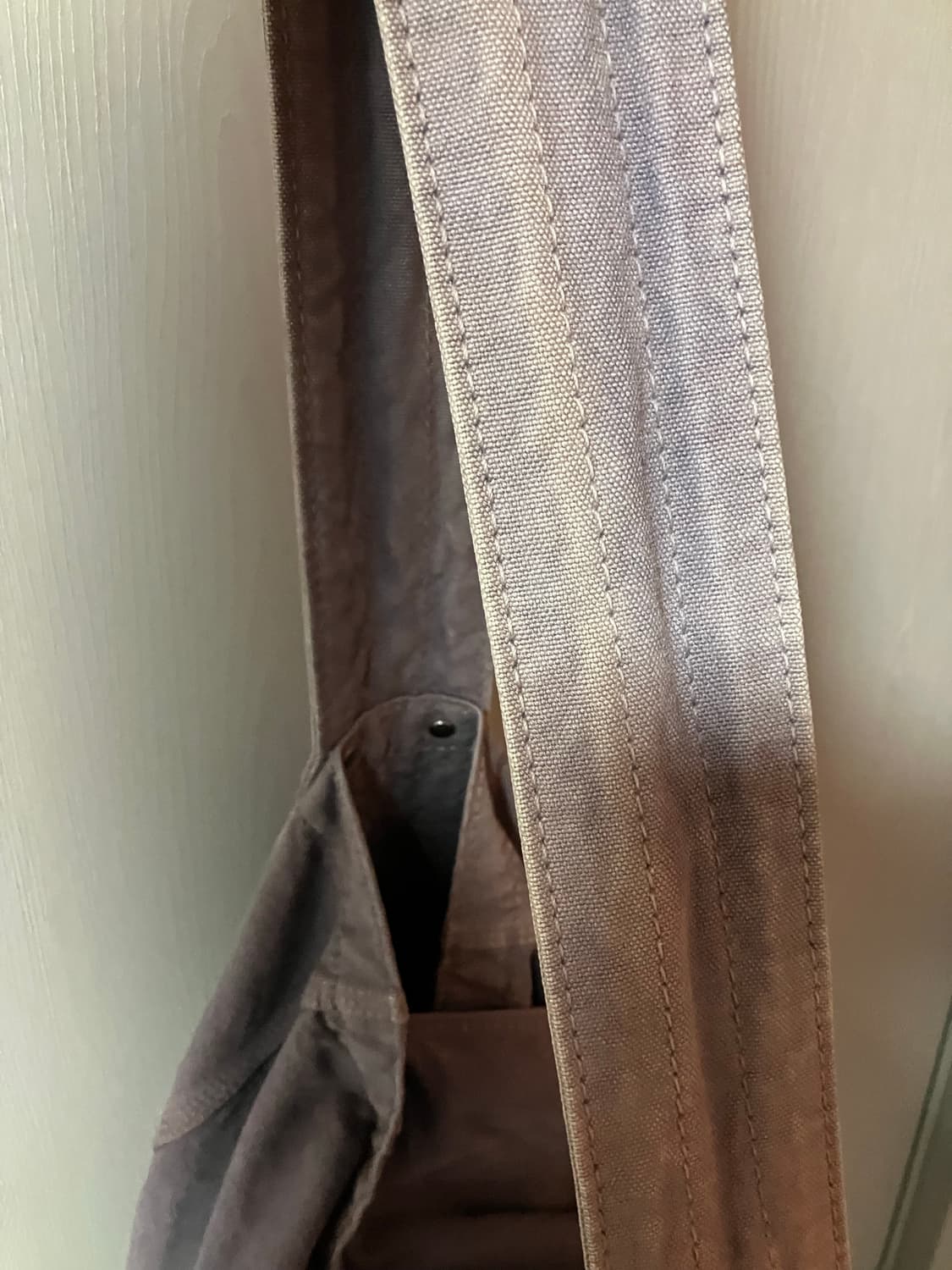 Kapital messenger bag. 캐피탈 크로스 백 상품이미지4